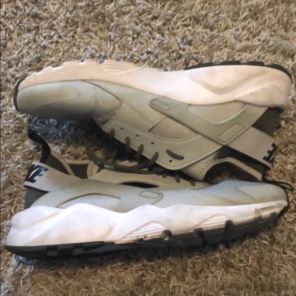 Nike Air Huarache Run Ultra Pale Grey Size 10
